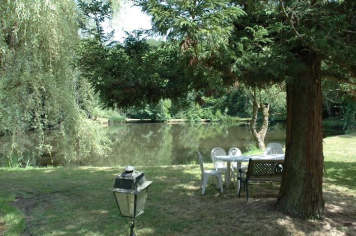 Beau Site Guimauve Et Vieilles Dentelles Bed & Breakfast Royeres Exterior photo