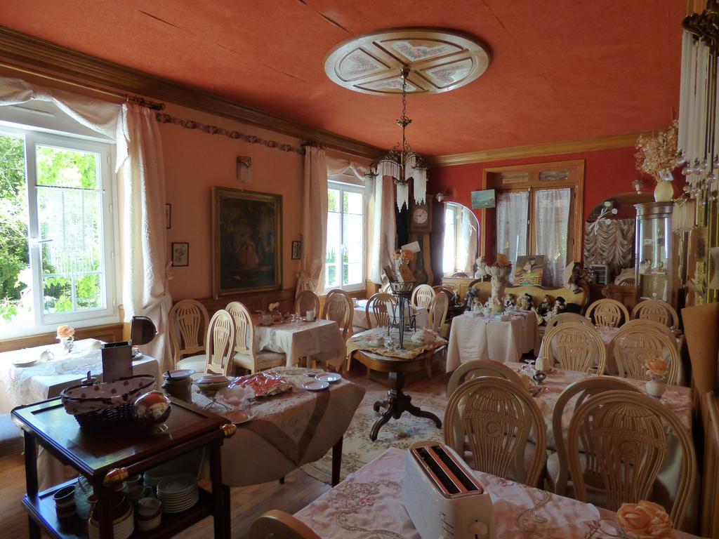 Beau Site Guimauve Et Vieilles Dentelles Bed & Breakfast Royeres Exterior photo