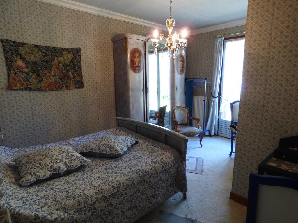 Beau Site Guimauve Et Vieilles Dentelles Bed & Breakfast Royeres Exterior photo