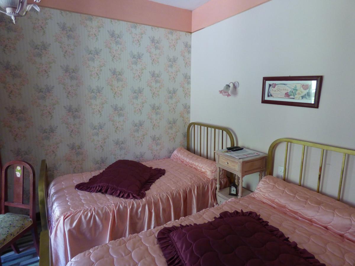 Beau Site Guimauve Et Vieilles Dentelles Bed & Breakfast Royeres Exterior photo